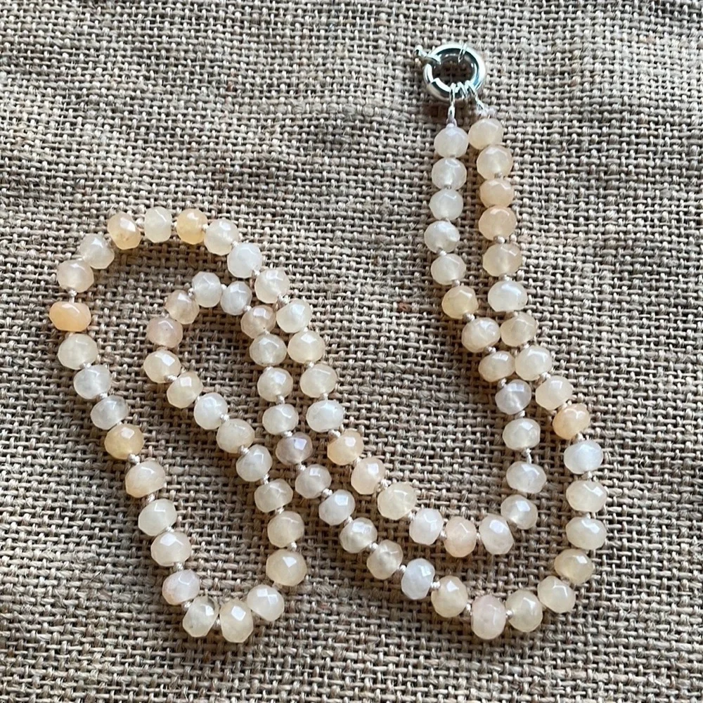 Rare Natural Rose Rainbow Moonstone Faceted Rondelle 8 mm Knotted in Style - Picture 9 of 10